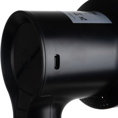 Elektrický odstraňovač žmolků a nečistot z oblečení / textilu