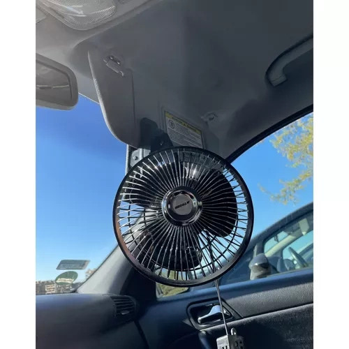 Otočný ventilátor s klipem do auta