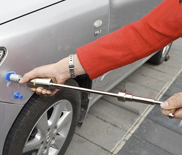 Sada na odstranění promáčklin se setrvačným kladivem a soupravou houbek